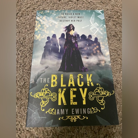 Vampire Academy 2007 Rachel Mead The black key Amy Ewing UK cover first printing - Picture 2 of 9